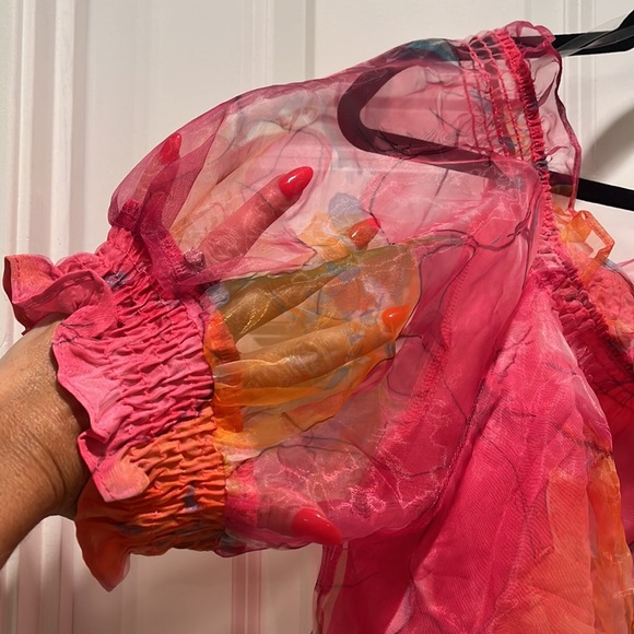 NWT summer sky off the shoulder top Sheer organza Hot Pink Floral Puff Sleeve L - Picture 7 of 10